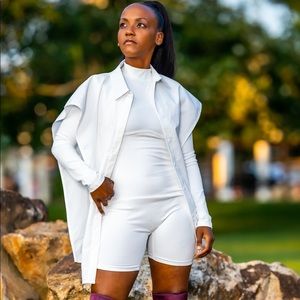 NWOT White long sleeve romper